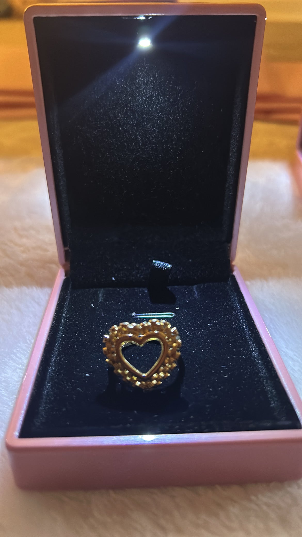 1pc Fashionable Elegant Hollo w Heart Shaped Ring/Gold